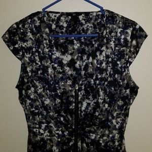 🤑 BOGO Zipper front dress